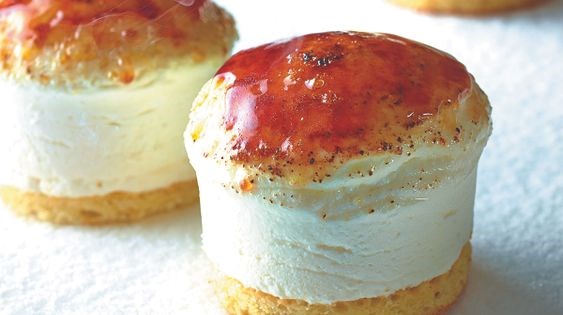Cotton-soft cheesecake
