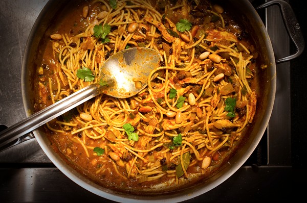Country captn' soul gravy for noodles