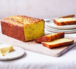 Courgette & cheddar cornbread