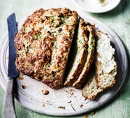Courgette & cheddar soda bread