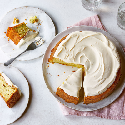 Courgette & yuzu cake