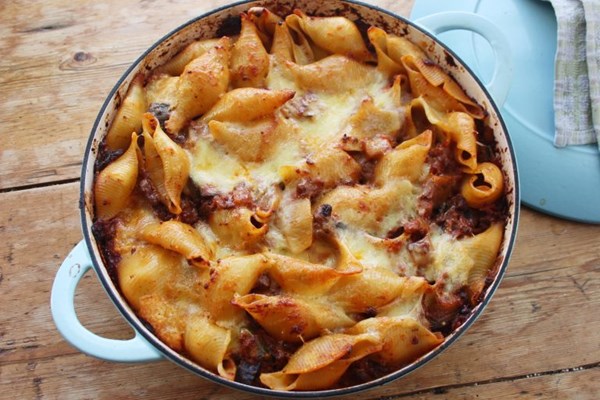 Courgette and aubergine chilli pasta bake