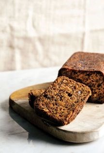 Courgette and walnut loaf