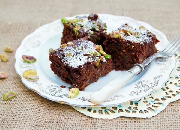 Courgette, cardamom and chocolate brownies