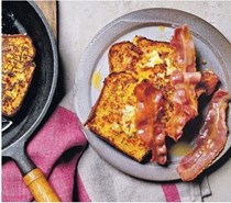 Courgette cornbread with crispy bacon & maple butter