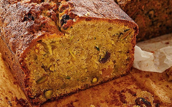 Courgette, golden raisin & pistachio cake