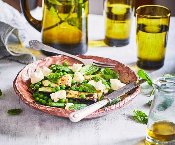 Courgette, peas, mint, lemon & buffalo cheese [salad]