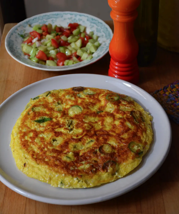 Courgette, ricotta and mint frittata