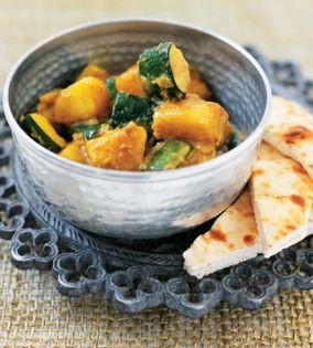 Courgettes and potatoes in coconut milk
