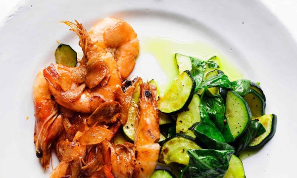 Courgettes, prawns and lemon