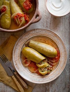 Courgettes stuffed with herbed rice