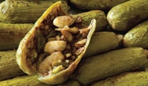 Courgettes stuffed with minced lamb & nuts (Damat dolmasi / Kuzu içli dolma)
