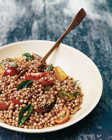 Couscous salad with cherry tomatoes