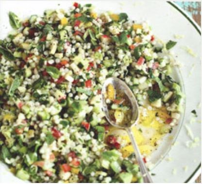 Couscous salad with raw vegetables (Insalata di couscous)
