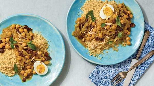 Couscous tfaya with caramelized onions, raisin, and spices