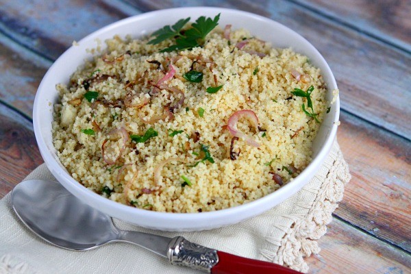 Couscous with parsley and shallots
