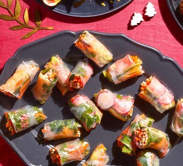 Crab & sriracha mayo rainbow rolls