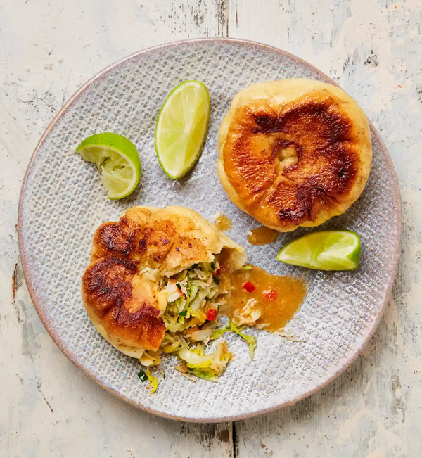 Crab and cabbage buns with brown crab butterscotch