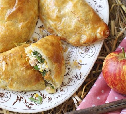Crab and leek pasties