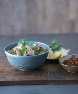 Crab and pork hock stock base for banh canh cua gio heo (Nuóc lèo cua giò heo)