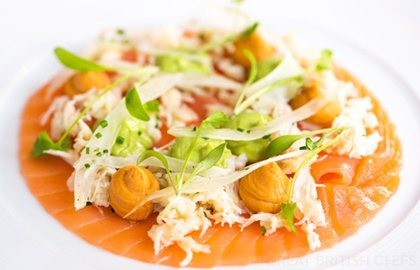 Crab and smoked salmon salad with avocado, fennel and apple