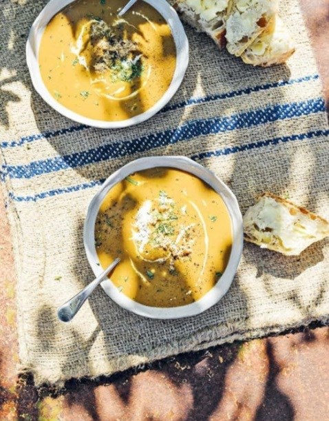 Crab and tarragon bisque 