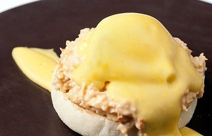 Crab Benedict