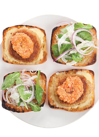 Crab cake sandwich