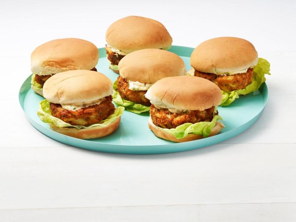 Crab cake sandwiches with oyster-cracker breading 