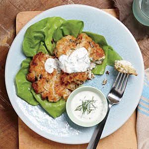 Crab cakes with buttermilk ranch dressing
