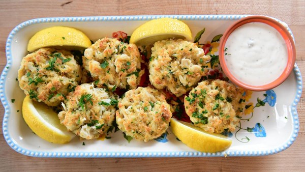 Crab cakes with rémoulade