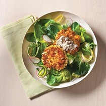 Crab cakes with spicy rémoulade