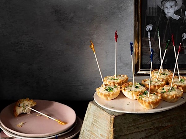 Crab canapés