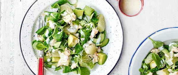 Crab, cucumber and grapefruit salad