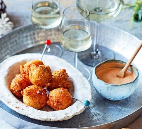 Crab fritters with cheat's chilli & crab mayonnaise