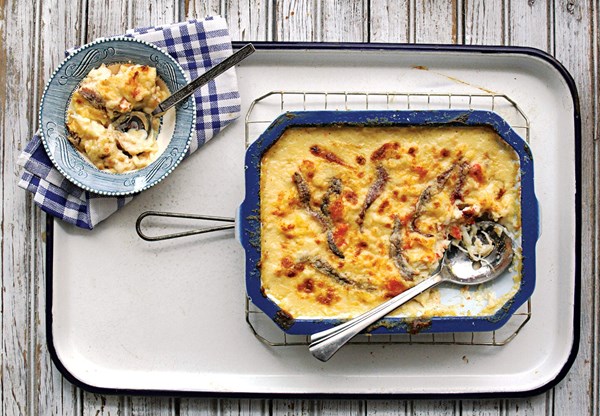 Crab gratin with anchovies and Västerbotten cheese 