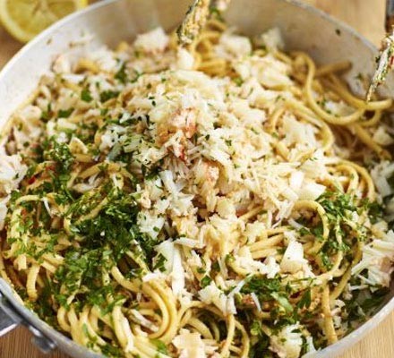 Crab linguine with chilli and parsley