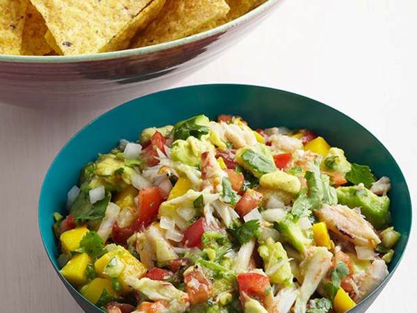 Crab-mango guacamole