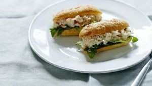 Crab mayonnaise éclairs