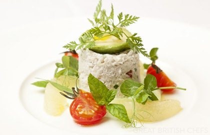 Crab salad with avocado cream