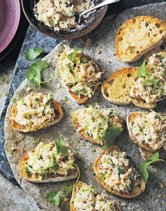 Crab toasts with chilli & lime