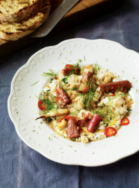 Crab with rhubarb, chilli, yoghurt and fennel seed