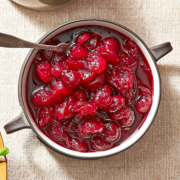 Cracked cranberry sauce