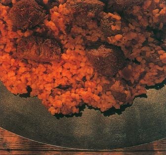 Cracked wheat with spicy lamb (Kuzulu bulgur)