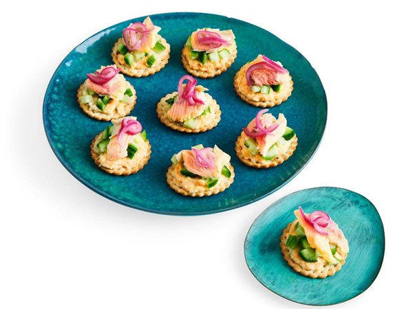 Crackers with smoked trout