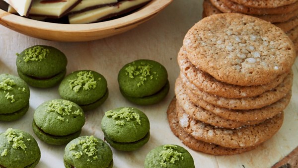 Crackly cinnamon-sugar cookies