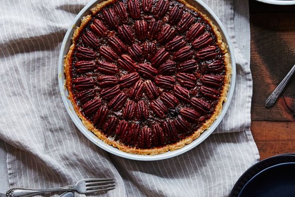 Craig & Kathleen Claiborne's Mississippi pecan pie