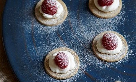 Cranachan mini bites