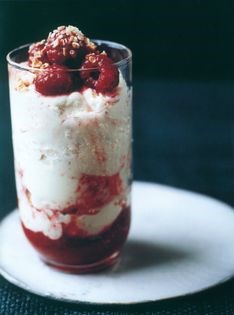 Cranachan with raspberries