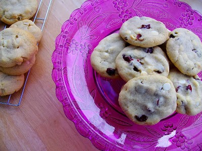 Cranberry & white chocolate cookies